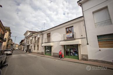 3 LOCALI A SAVIGLIANO