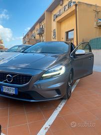 Volvo v40 r-design D2 120cv Diesel