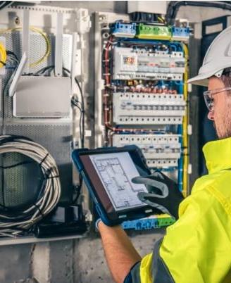 Elettricista industriale,PLC,IT,elettronico