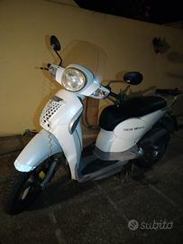 Scarabeo Aprilia 200