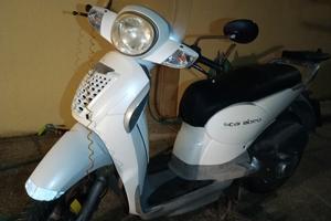 Scarabeo Aprilia 200