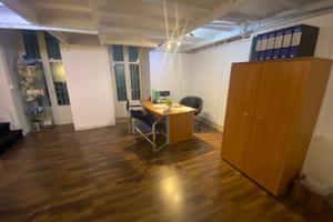 Postazione ufficio condiviso Piazza Sannazaro