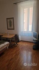 Stanza matrimoniale uso singola per Donna lavoratr