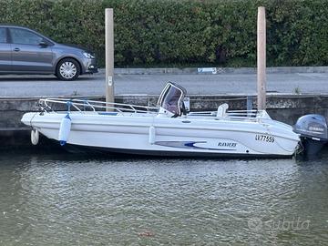 Ranieri 19 piedi con motore Yamaha 40cv