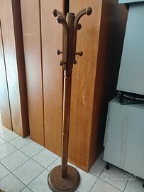 Appendiabiti in legno 