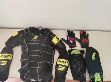 Abbigliamento e accessori BMX