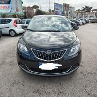 Lancia Ypsilon Hybrid 1.0