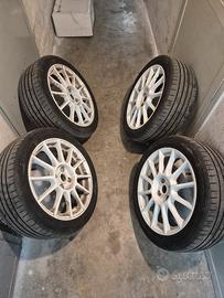 Kit 4 Cerchi in lega da 16"  stile Abarth