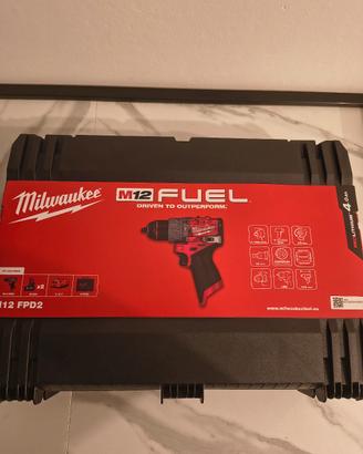 Kit trapano avvitatore NUOVO Milwaukee M12 FUEL 