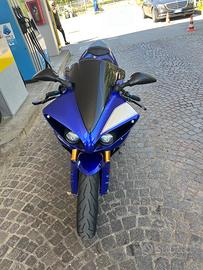 Yamaha R1 big bang