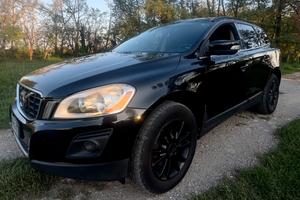 Volvo xc60 D5 2.4D 175cv FWD