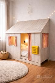 Letto a casetta in legno per bambini