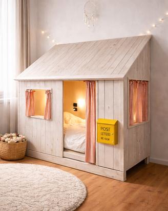Letto a casetta in legno per bambini