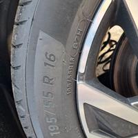 4 Pneumatici 195/55 R16 87H