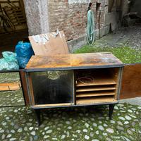 Mobiletto da restaurare