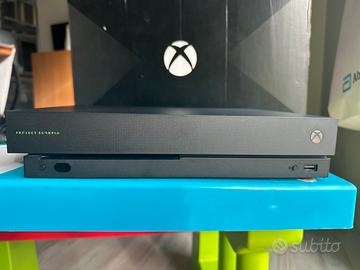 📌 Xbox One X Project Scorpio limited edition