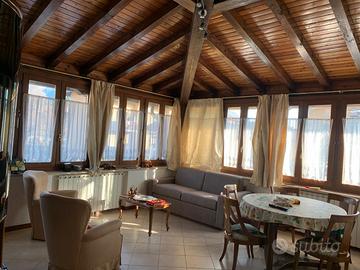 Ampio Appartamento con Vista a Rovetta