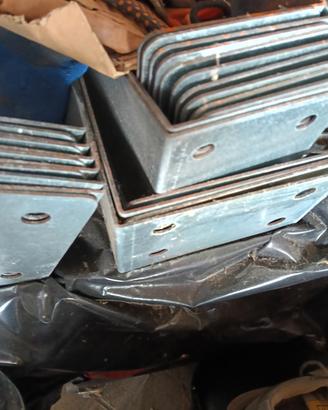 Materiale elettrico per portoni e cancelli