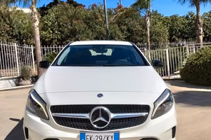 Mercedes-benz A 180 d Premium