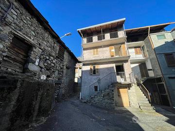 Casa indipendente di 93 m² con 3 locali a Civo