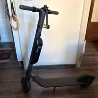 Monopattino elettrico Segway E45E - 45 km