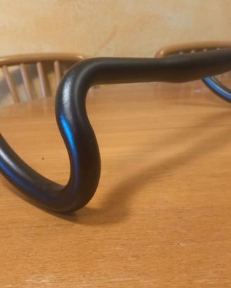Manubrio bici da corsa Acid misura 44