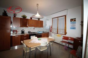 Appartamento di 80 m² con 4 locali e box auto dopp