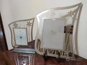 Portafoto ed orologio 