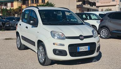 Fiat Panda 0.9 TwinAir Turbo Natural Power Lounge