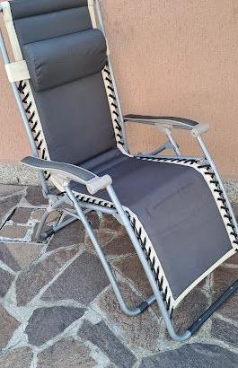 Sedia a sdraio antigravity pieghevole