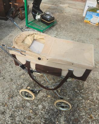 carrozzina vintage 