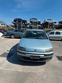 RICAMBI AUTO FIAT PUNTO 2001 CELESTINA