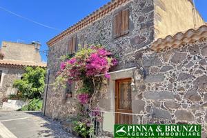 Narbolia - Casa Tipica in Pietra