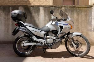 Honda transalp 650
