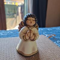 thun Angelo che prega