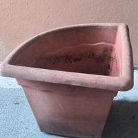 Vaso angolare per piante