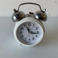 Sveglia vintage a martelletto