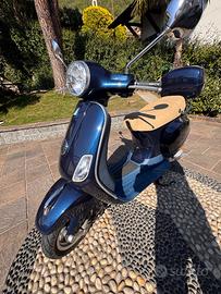 Vespa 50 lx 2T 2012