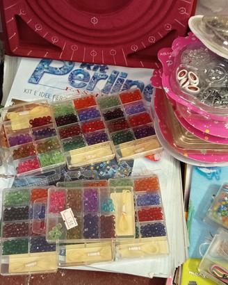 perline varie per fare braccialetti e collane