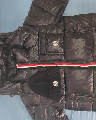 giubbotto+capello 110€ 