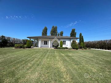 VILLA SINGOLA A RAVENNA