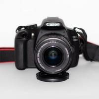 Fotocamera Canon EOS 1200D + Obiettivo 18-55mm