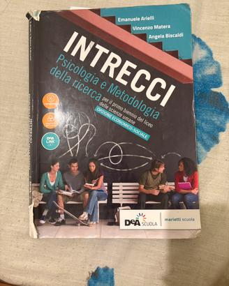 libro intrecci ( scienze umane)