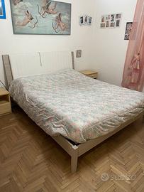 Letto matrimoniale testiera imbottina