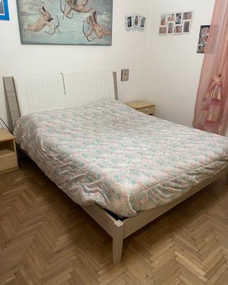 Letto matrimoniale testiera imbottina