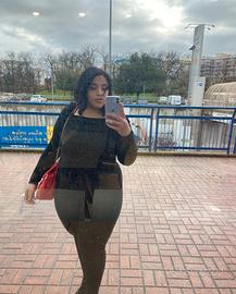 Modella/fotomodella/assistente virtuale