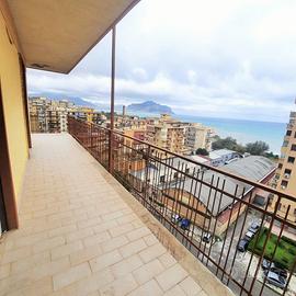 3 VANI E MEZZO ZONA VIA MESSINA MARINE PANORAMICO