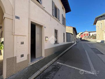 2 LOCALI A QUINZANO D'OGLIO