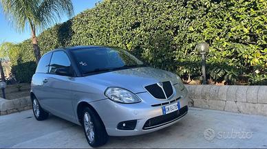 Stupenda ed inarrestabile Lancia Y