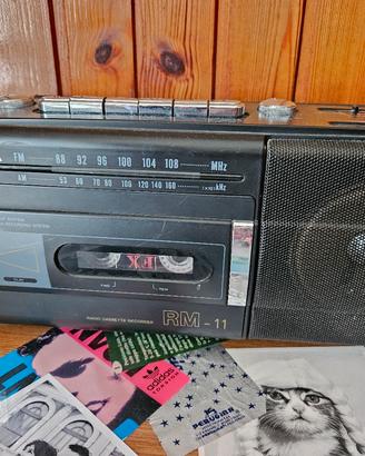 Aiwa musicassette e radio funzionante